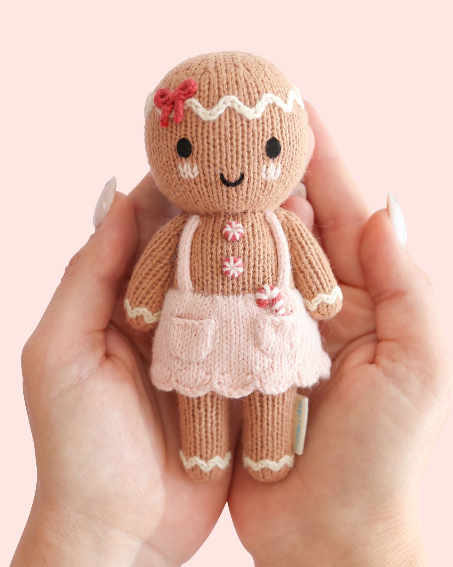 Tiny gingerbread (sugarplum)
