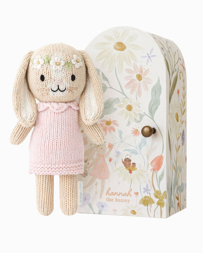 Tiny bunny friends (baby daisy)