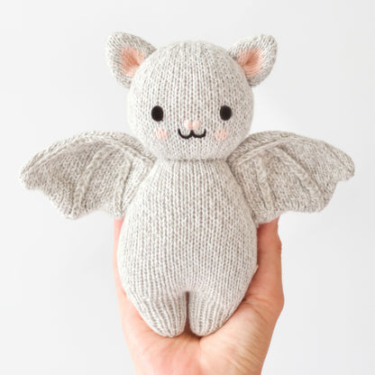 Baby bat (grey)