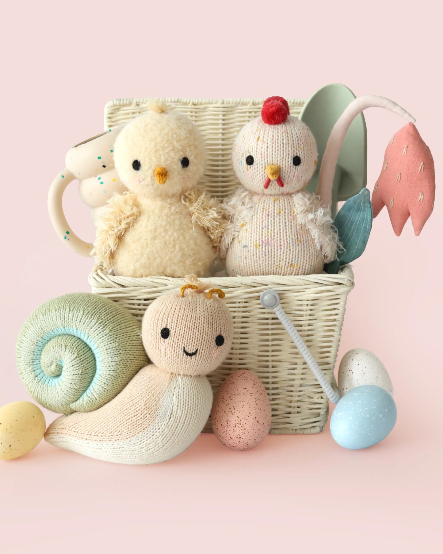 Baby snail (morning dew)