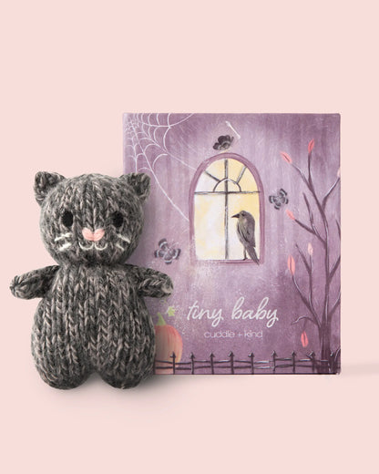 Tiny Halloween family (baby kitten)