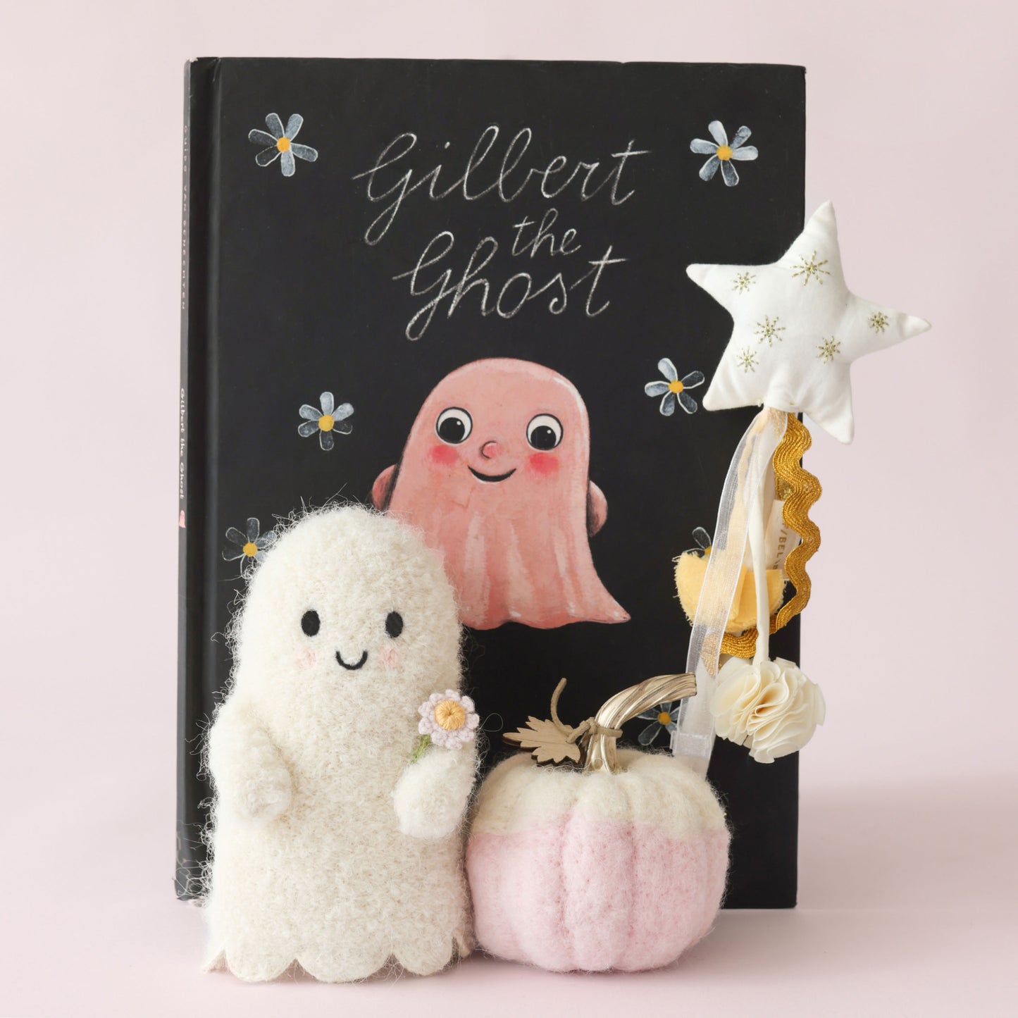 Baby ghost (ivory with flower)