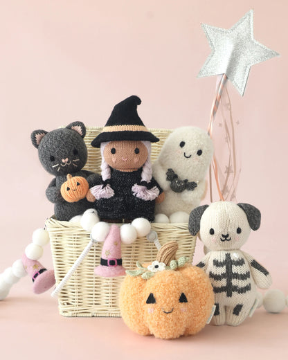 Baby ghost (with bat)