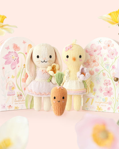 Tiny Easter friends (baby carrot)